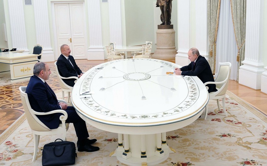 Putin Azərbaycan və Ermənistan liderlərini Rusiyaya üçtərəfli sammitə dəvət edib