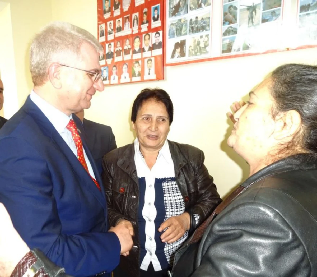 Deputatlığa namizəd Bəxtiyar Əliyev seçicilərlə görüşlərini davam etdirir