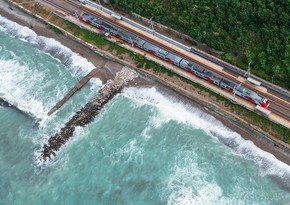 China launches freight train linking Beijing to Baku 