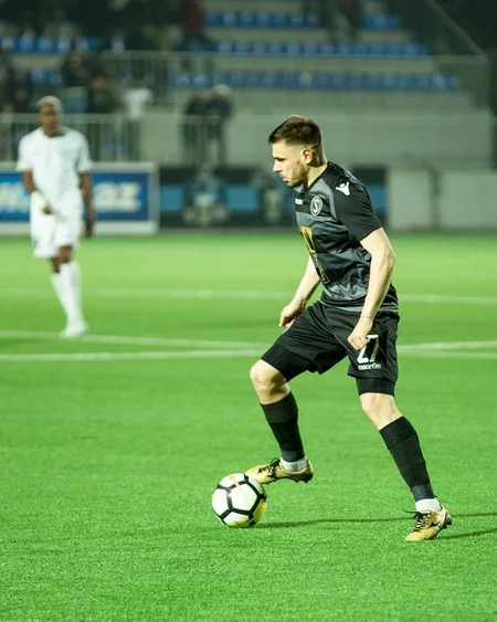 Neftçi çempionluq uğrunda mübarizədə vacib xal itirib
