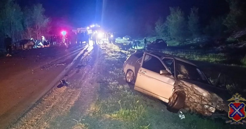 Rusiyada ağır yol qəzasında 5 nəfər ölüb