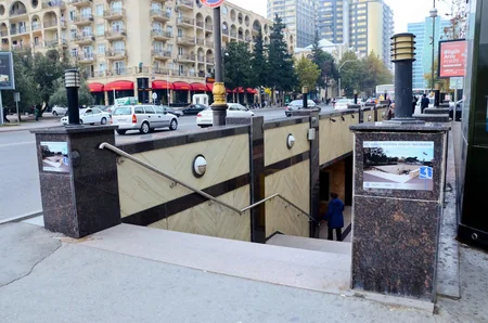 Bakıda məktəblilər üçün yol hərəkəti qaydaları ilə bağlı aksiya keçirilib