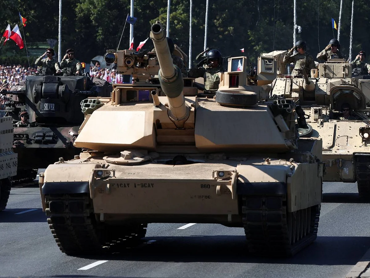 В Польше провели крупнейший военный парад