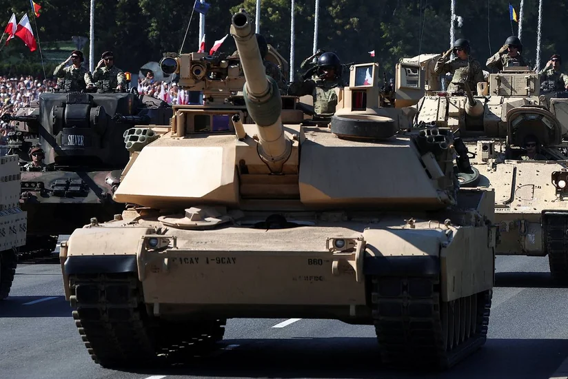 В Польше провели крупнейший военный парад