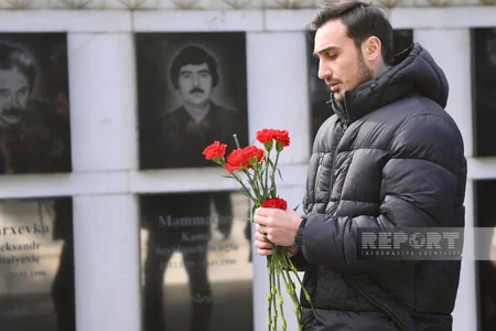 Şəhidlər xiyabanına xalq ziyarəti davam edir - FOTOREPORTAJ