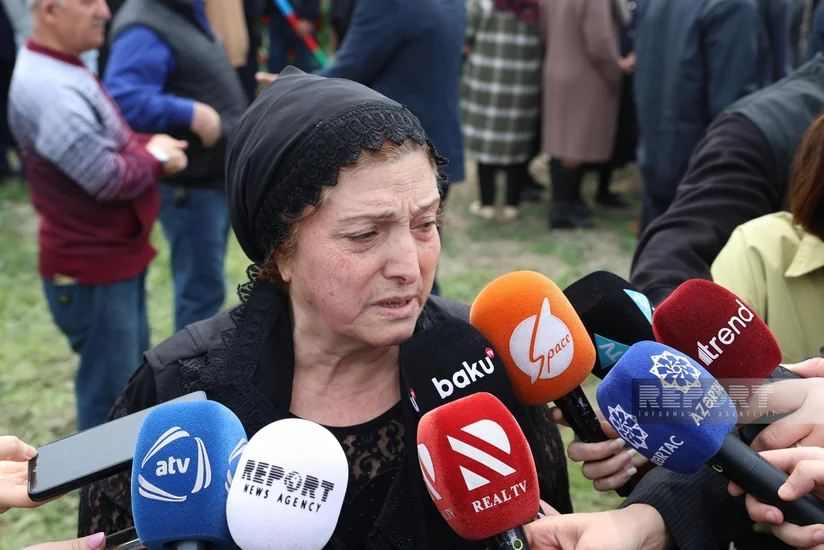 Xocalı şəhidinin bacısı: Ermənilər ev-eşiyimizi yandırdılar, çıxmadıq
