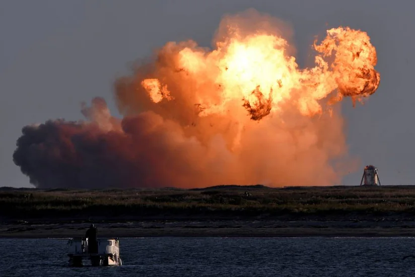 Началось расследование взрыва космического корабля SpaceX