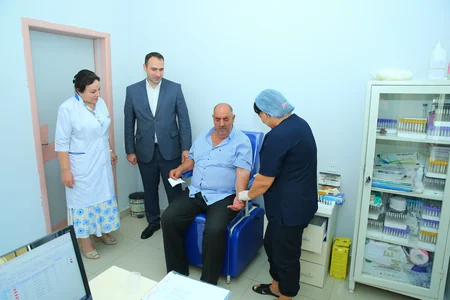 Переселяемые в село Агалы семьи проходят медобследование