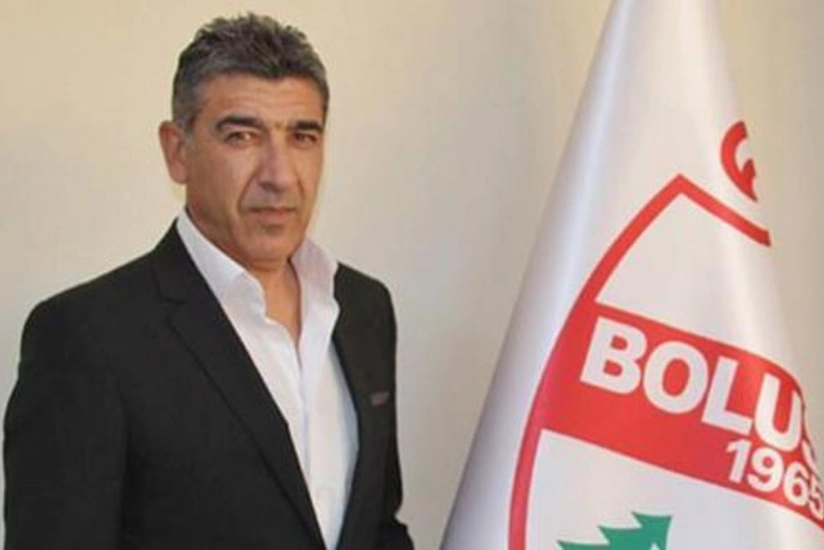 Azərbaycan millisinin futbolçusunun klubu baş məşqçisi ilə yollarını ayırıb