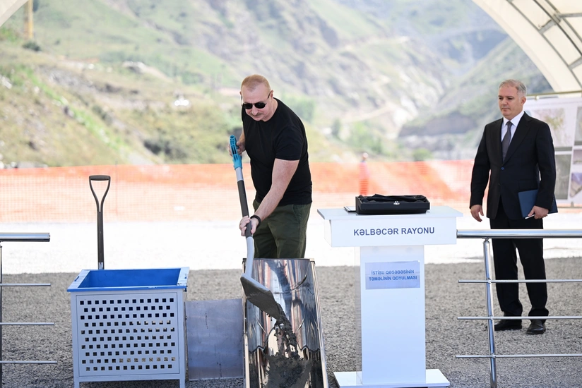 Prezident İlham Əliyev Kəlbəcər rayonunun İstisu qəsəbəsinin təməlini qoyub - YENİLƏNİB