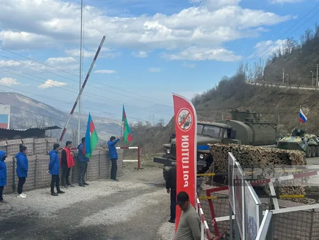 Xankəndi-Laçın yolunda sülhməramlıların 90 avtomobili maneəsiz keçib - YENİLƏNİB-9