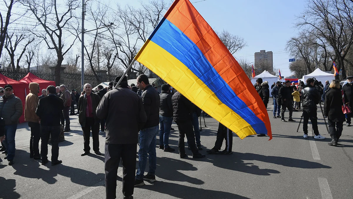 Protest staged outside Belarusian embassy in Yerevan