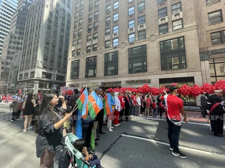 ABŞ-da türkdilli xalqların ictimai fəalları izdihamlı yürüş keçirib