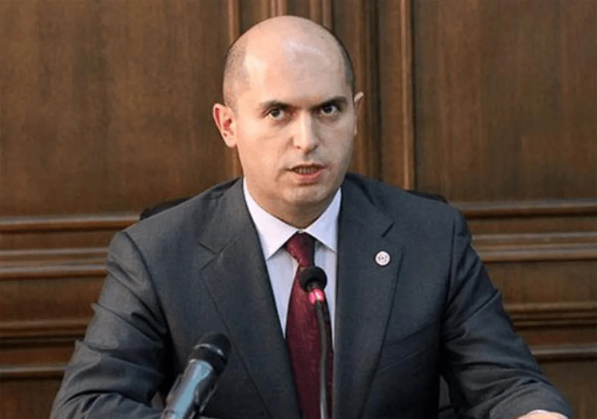 Nikol Paşinyanın Ermənistanın hakim partiyasının rəsmiləri ilə görüşü nəticəsiz başa çatıb