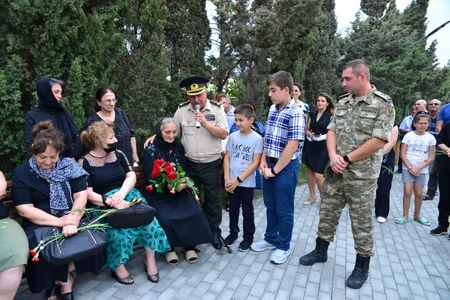 Xətaidə şəhidlərin xatirə löhvələrinin açılış mərasimi keçirilib