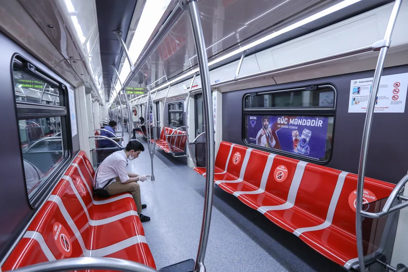 Бакинский метрополитен перевез более 3 млн пассажиров в праздничные дни