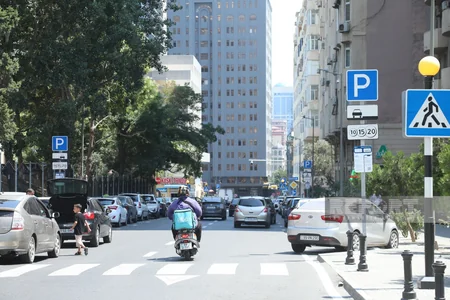 Bakıda ödənişli parklanma necə təşkil edilir?