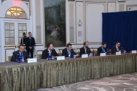 Ceyhun Bayramov Blinken və Mirzoyanla görüşdə Ermənistanın təxribatlarından danışıb