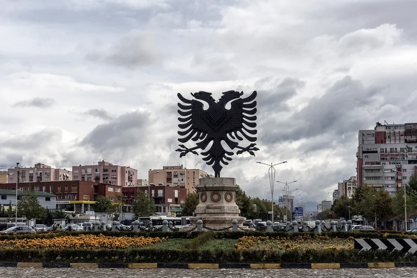 Albaniyada etiraz aksiyası zamanı 15 nəfər xəsarət alıb