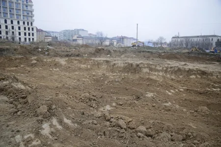 Dərbənddəki Nizami parkı dağılmaq təhlükəsi ilə üzləşib