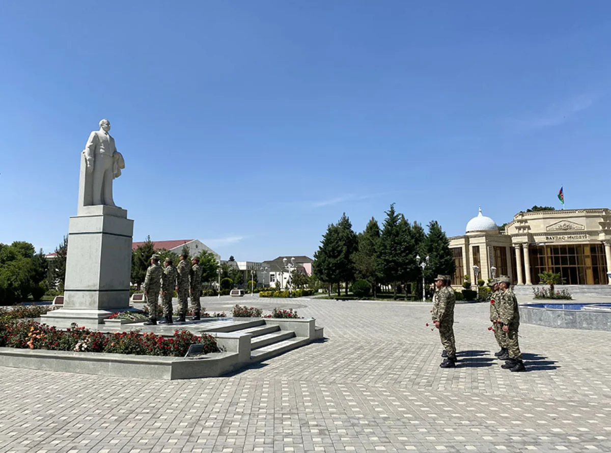 Azərbaycan Ordusunda Heydər Əliyev İli çərçivəsində keçirilən silsilə tədbirlər davam edir