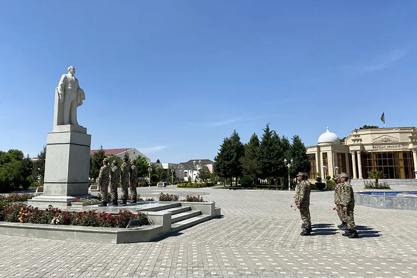 Azərbaycan Ordusunda Heydər Əliyev İli çərçivəsində keçirilən silsilə tədbirlər davam edir
