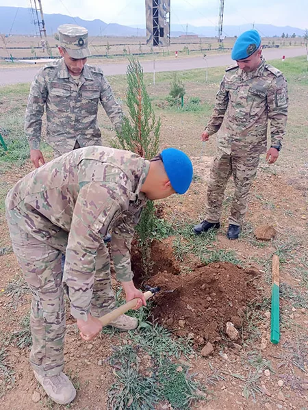 Azərbaycan Ordusunda Heydər Əliyev İli çərçivəsində keçirilən silsilə tədbirlər davam edir