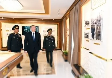 Prezident İlham Əliyev Cəmşid Naxçıvanski adına Hərbi Liseydə yenidənqurma işlərindən sonra yaradılan şəraitlə tanış olub - YENİLƏNİB - FOTO