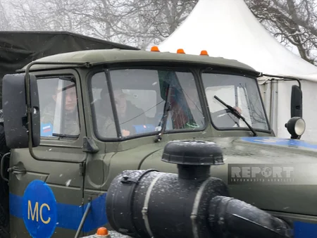 Another supply vehicle of Russian peacekeepers freely move on Khankandi-Lachin road