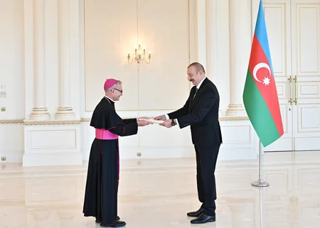 İlham Əliyev Vatikanın yeni səfirinin etimadnaməsini qəbul edib - YENİLƏNİB