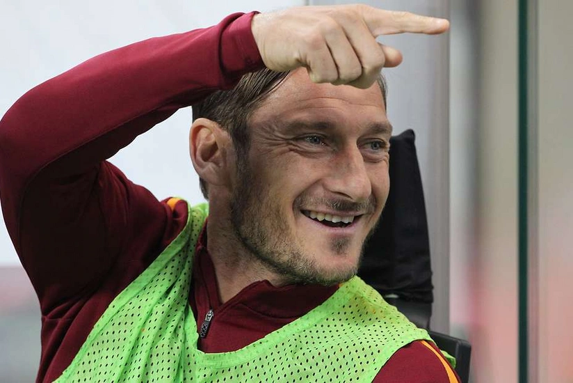 Françesko Totti 30 ildən sonra Romanı tərk edib