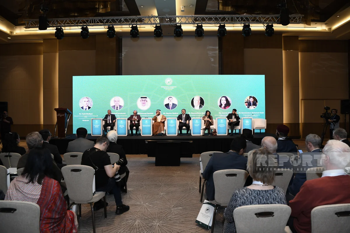 Int’l conference to combat Islamophobia continues in Baku