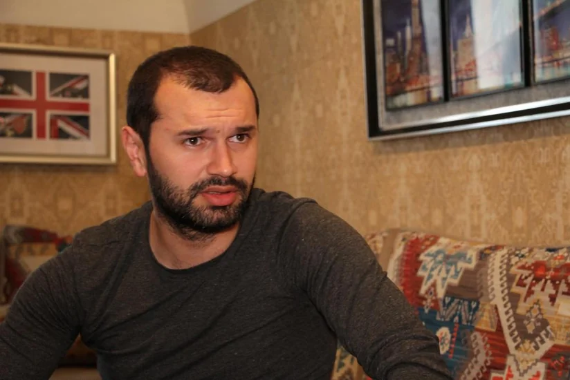 Prokurorluq: Tanınmış reperin anasının üzərinə ağac düşməsi araşdırılır