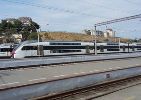 Bakı-Xırdalan-Sumqayıt elektrik qatarının hərəkətində problem yaranıb
