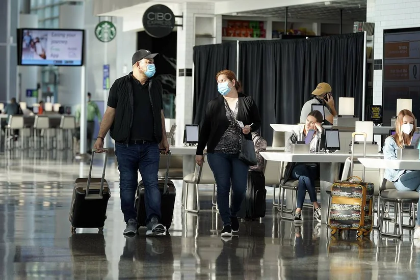 США с ноября введут требование о полной вакцинации всех въезжающих в страну