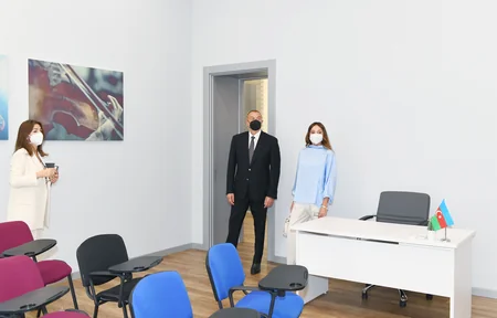 İlham Əliyev və Mehriban Əliyeva Uşaq İncəsənət Məktəbinin açılışında iştirak ediblər