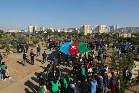 President Ilham Aliyev and first lady Mehriban Aliyeva attended tree-planting campaign in Khatai district, Baku