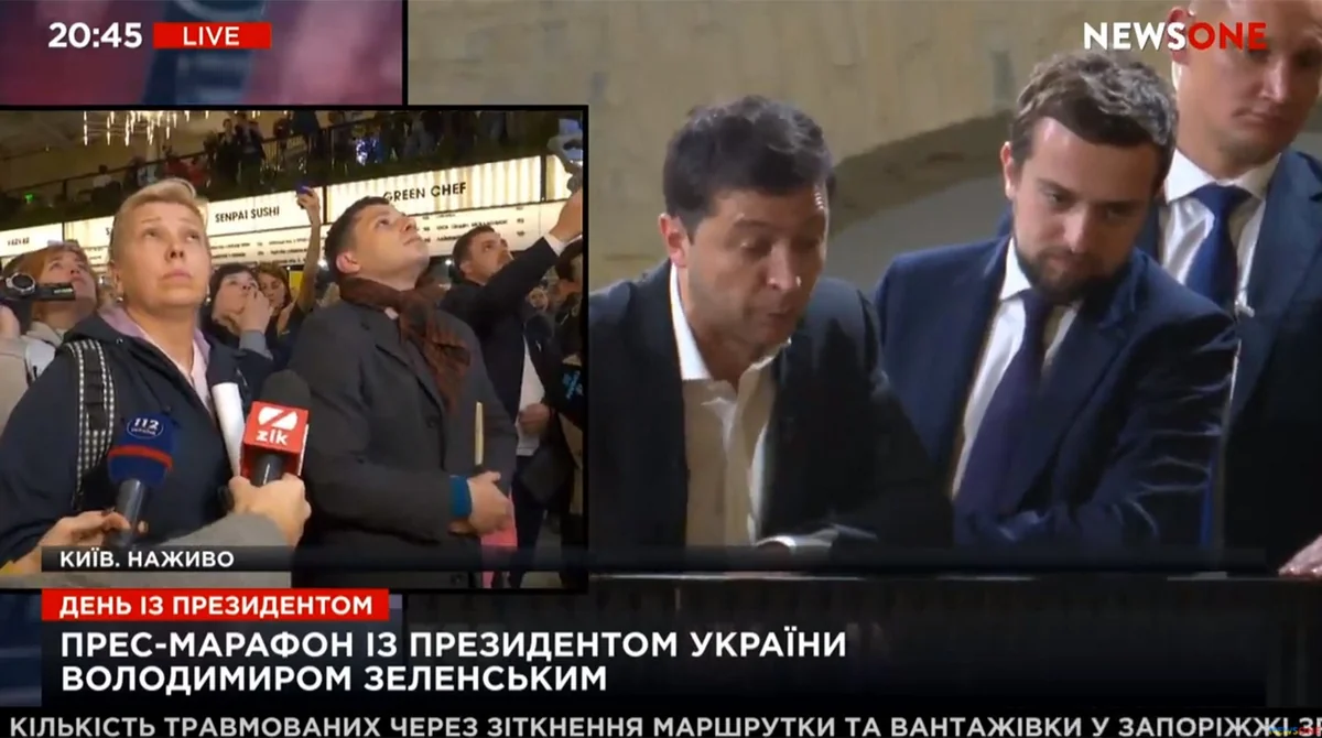 Ukrayna Prezidenti 14 saat ərzində 500-dən çox suala cavab verib