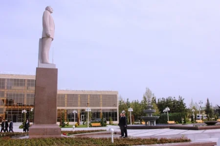 Əbülfəs Qarayev Ucar şəhərində vətəndaşları qəbul edib