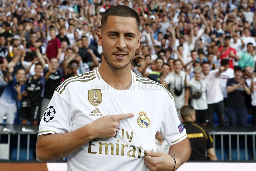 Çelsi Eden Azarın qayıdışı imkanlarını nəzərdən keçirir