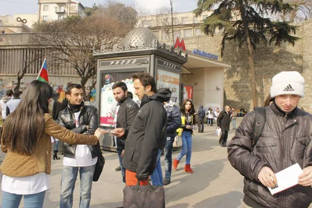 Tbilisidə Xocalıya ədalət kampaniyası çərçivəsində yürüş keçirilib