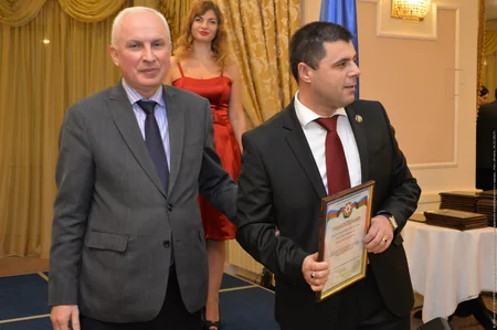 Viktor Yuşenko, Leonid Kojara və Rövşən Tağıyev Kiyevdə Dağlıq Qarabağdan və Donbasdan danışıblar