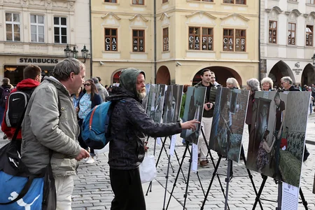 Snapshots of Sorrow: Azerbaijan's mine victims remembered in Prague