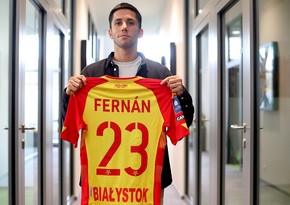 Qəbələdən ayrılan futbolçu Polşa klubuna keçdi