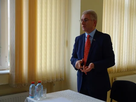 Deputatlığa namizəd Bəxtiyar Əliyev seçicilərlə görüşlərini davam etdirir