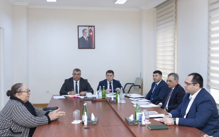 Məcnun Məmmədov Bərdədə vətəndaşları qəbul edib
