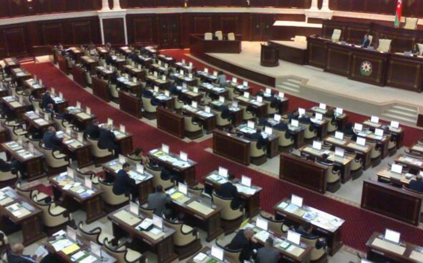 Milli Məclisdə Azərbaycana qarşı aparılan kampaniyalara həsr olunan dinləmələr keçirilib