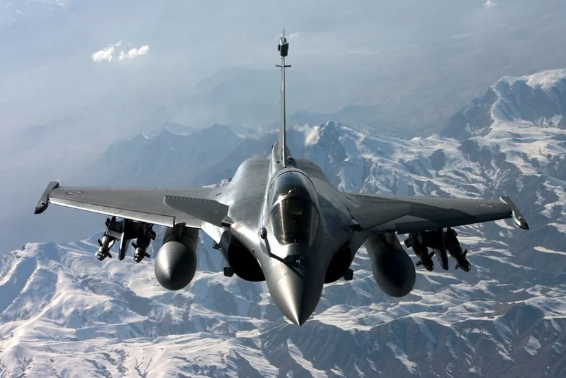 Индия рассматривает вариант покупки у Франции 18 истребителей Rafale