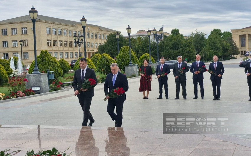 Səhiyyə naziri Teymur Musayev Naxçıvana gedib