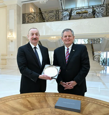 President Ilham Aliyev receives member of US Senate Foreign Relations Committee
